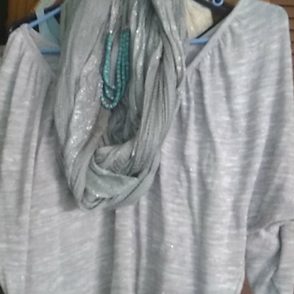 Shirt - Picture 2 of 3